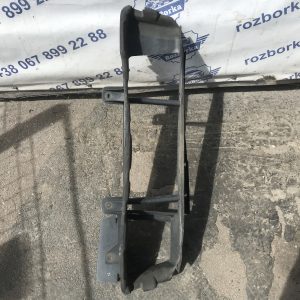 Дефлектор повітряний FORD Focus MK3 (14-18)