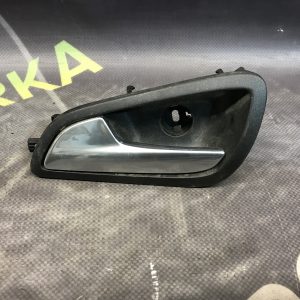 Ручка дверей ліва внутрішня FORD Focus MK3 (11-18)