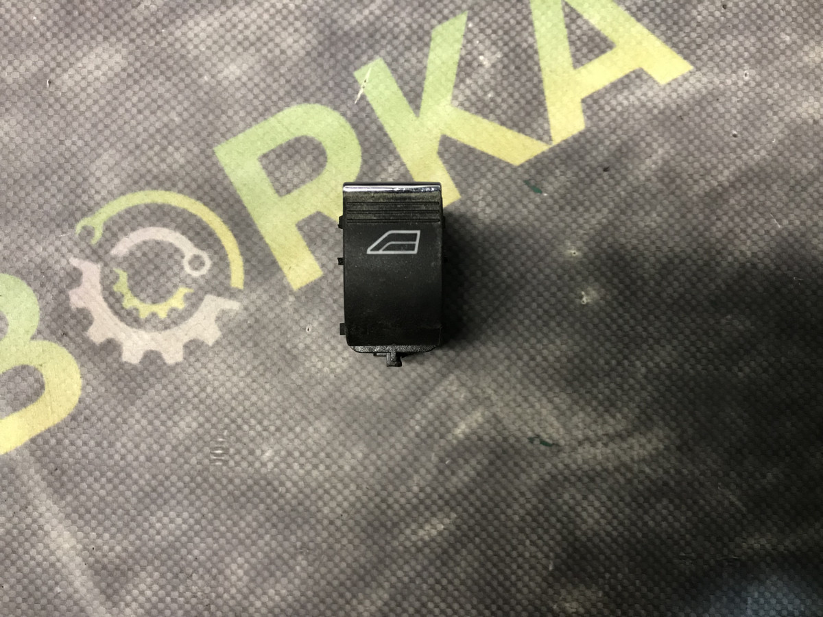 Кнопка склопідйомника FORD Focus MK3 (11-18)