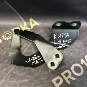 Петля капоту ліва Ford Kuga MK1 (08-12)
