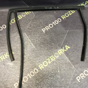 Ущільнювач рамки дверей задніх лівих FORD KUGA MK1 08-12