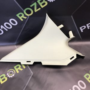 Обшивка задньої лівої стійки FORD Focus MK3 (11-18)