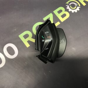 Кнопки керування мультимедіа на кермі FORD Focus MK3 (11-18)