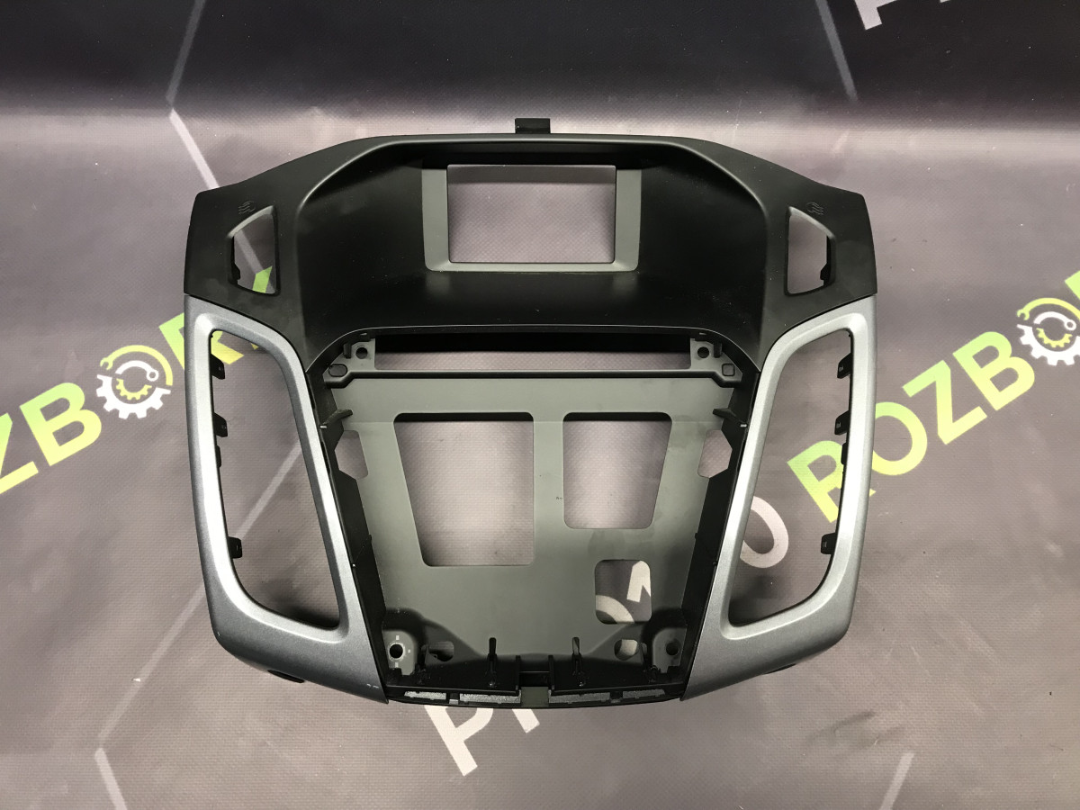Рамка магнітоли дисплея FORD Focus MK3 (11-18)