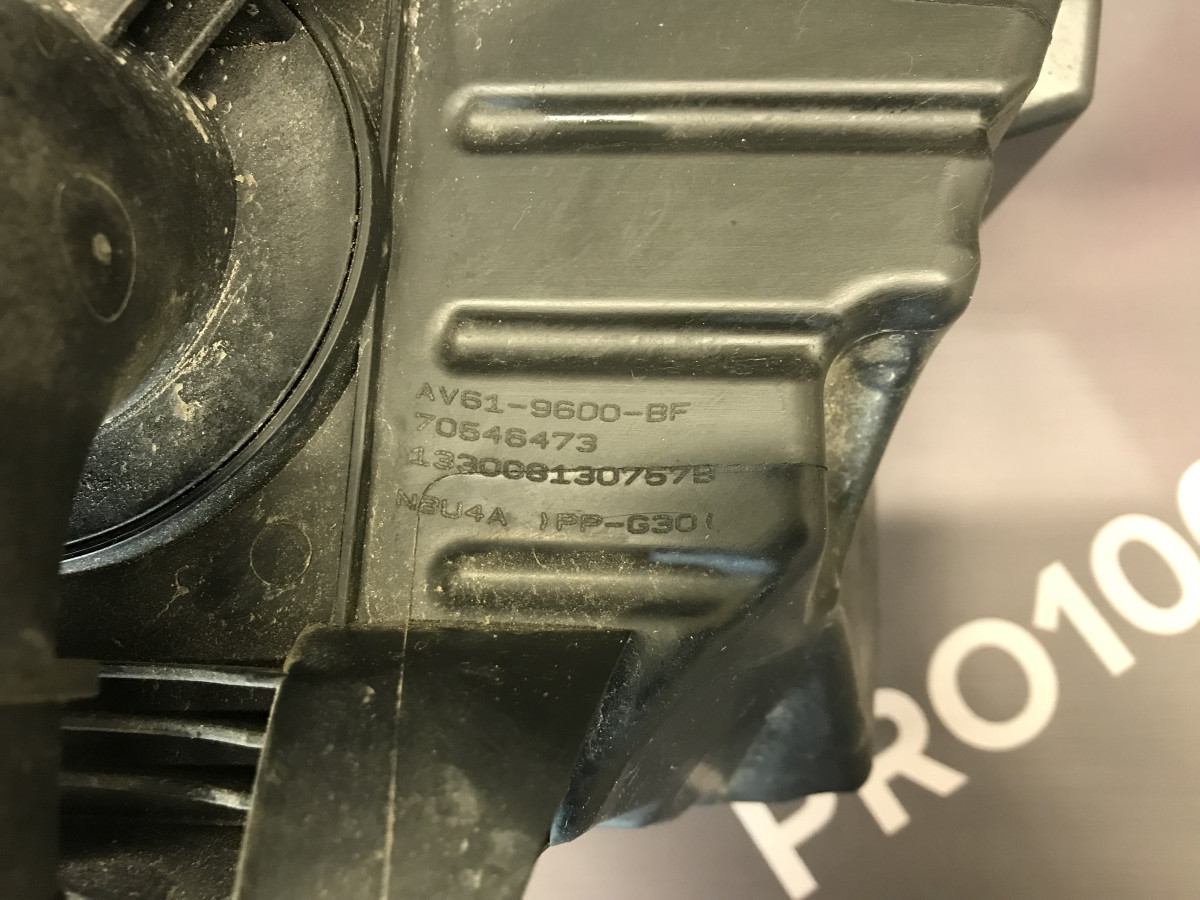 Корпус повітряного фільтра 1.0 ECOBOOST Ford Focus MK3 (11-18) - Зображення 4