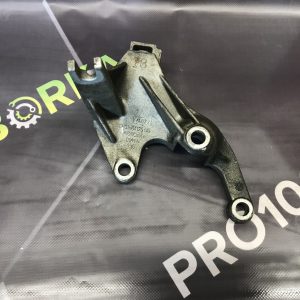 Кронштейн подушки КПП верхній 1.0 ECOBOOST  FORD Focus MK3 (11-18)