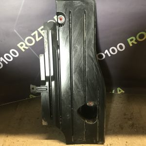 Захист бампера заднього правий FORD Focus MK3 (11-18)