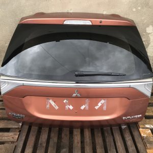 Кришка багажника Mitsubishi Outlander 3 12-15