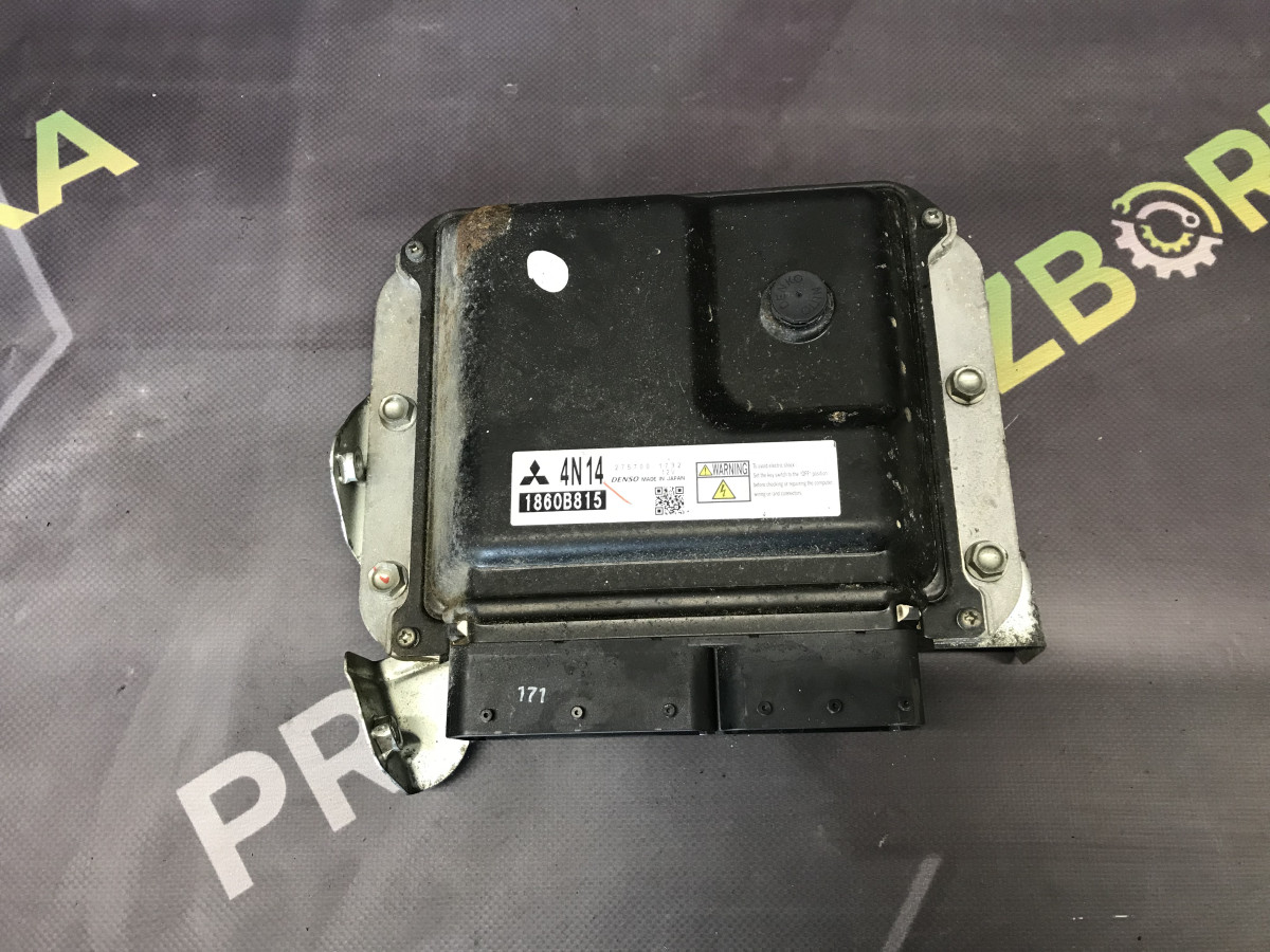 Блок управління двигуна 2.2D Mitsubishi Outlander 3 (12-21)