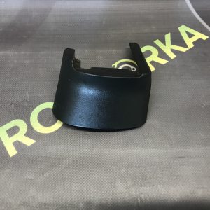 Декоративна накладка права Mitsubishi Outlander 3 (12-21)