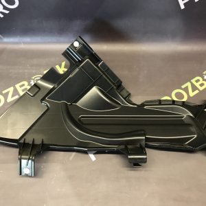 Накладка обшивка шумоізоляція багажника права Mitsubishi Outlander 3 (12-21)
