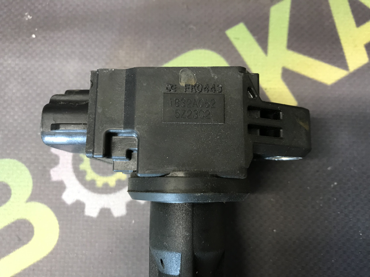 Котушка запалювання PHEV 2.0 Mitsubishi Outlander 3 (12-21) - Зображення 3