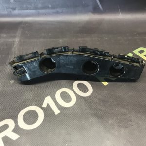 Кронштейн переднього бампера правий Jeep Compass 11-16
