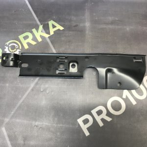 Кронштейн заднього лівго порога FORD Mondeo MK4 (BA7) 07-14
