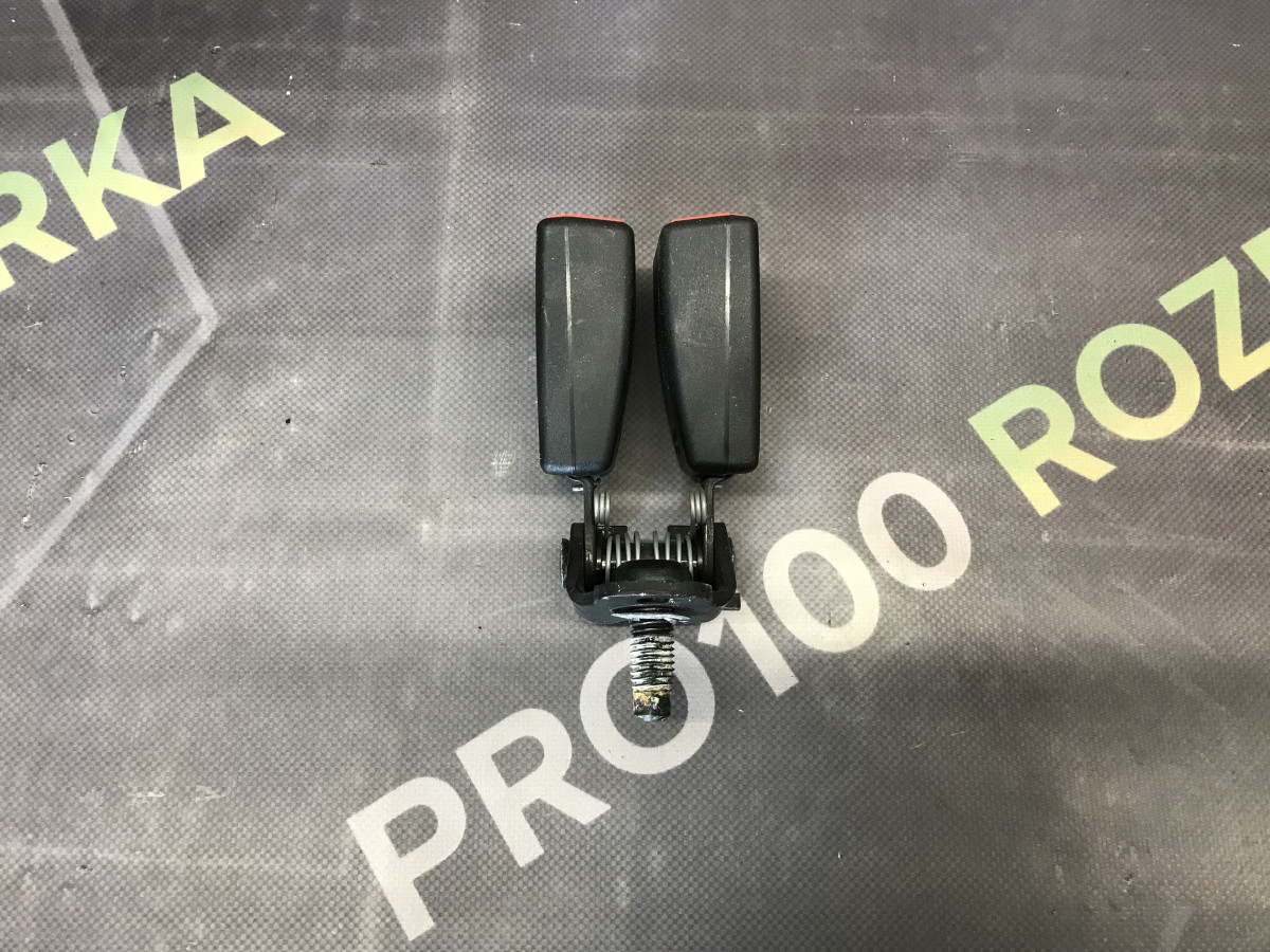 Замок ремня безпеки задній FORD Mondeo MK4 (BA7) 07-14