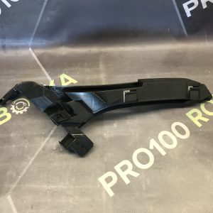 Кріплення переднього бампера (фари) праве Honda CR-V 3 (06-12)