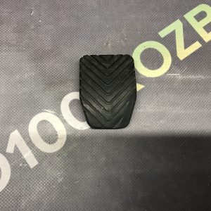 Накладка педалі зчеплення Mitsubishi Outlander 3 (12-21)